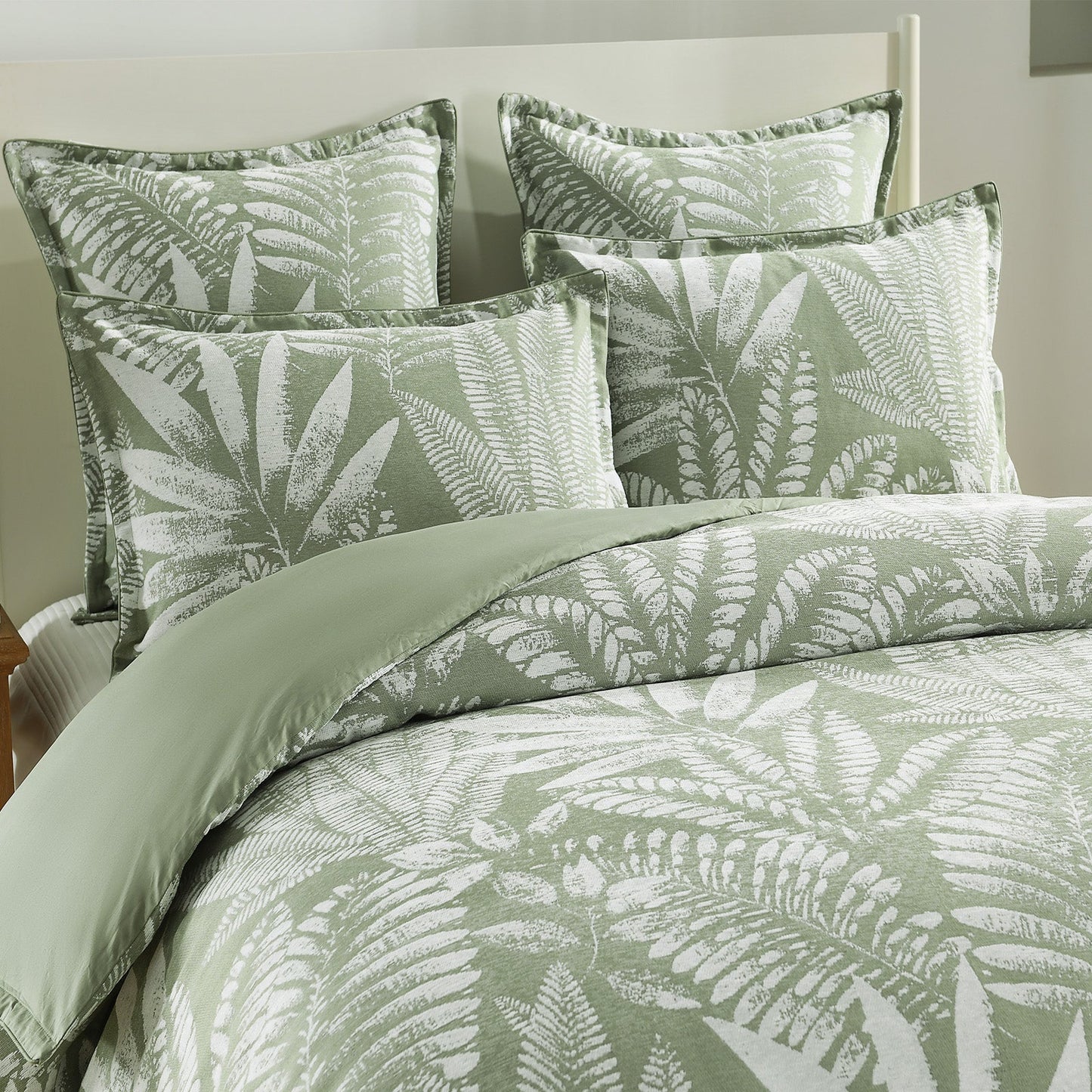 Lansfield Quilt Cover Set Jacquard Sage-1