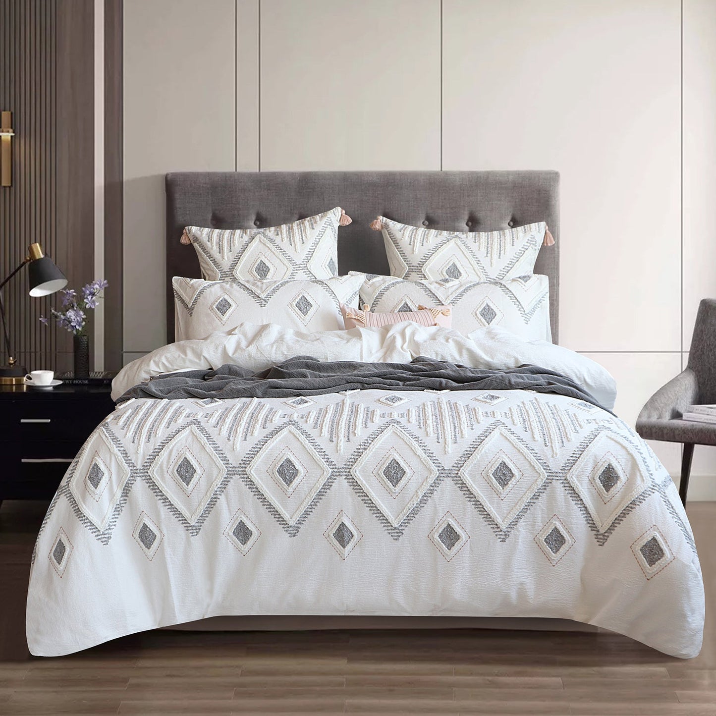 Zuma Stone Washed Tufted Quilt Cover Set White-0