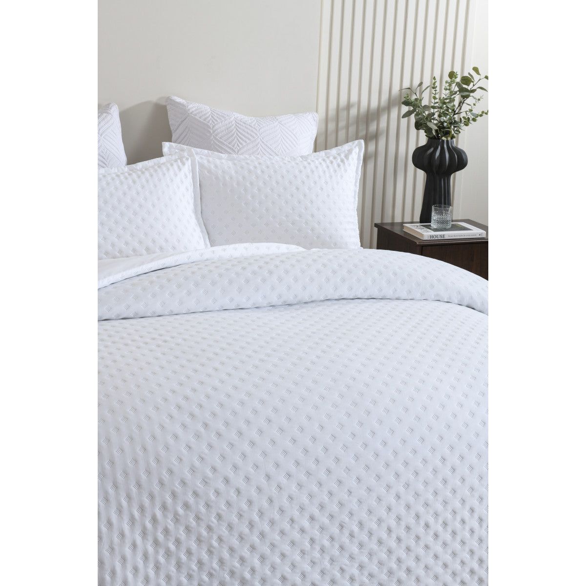 Mia Quilt Cover Set