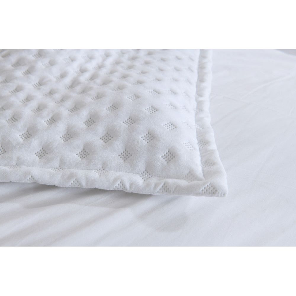 Mia Quilt Cover Set