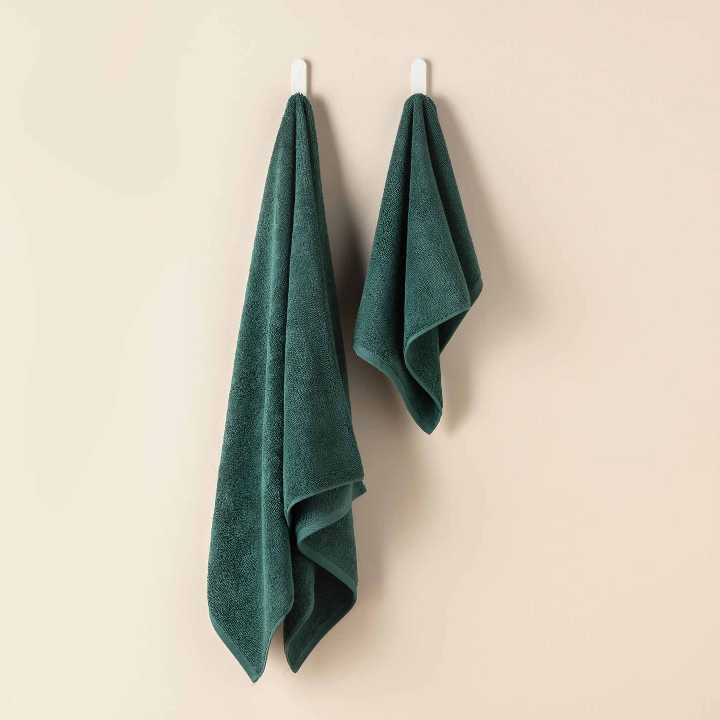 In2linen Deniz Bath Towel Range | Emerald