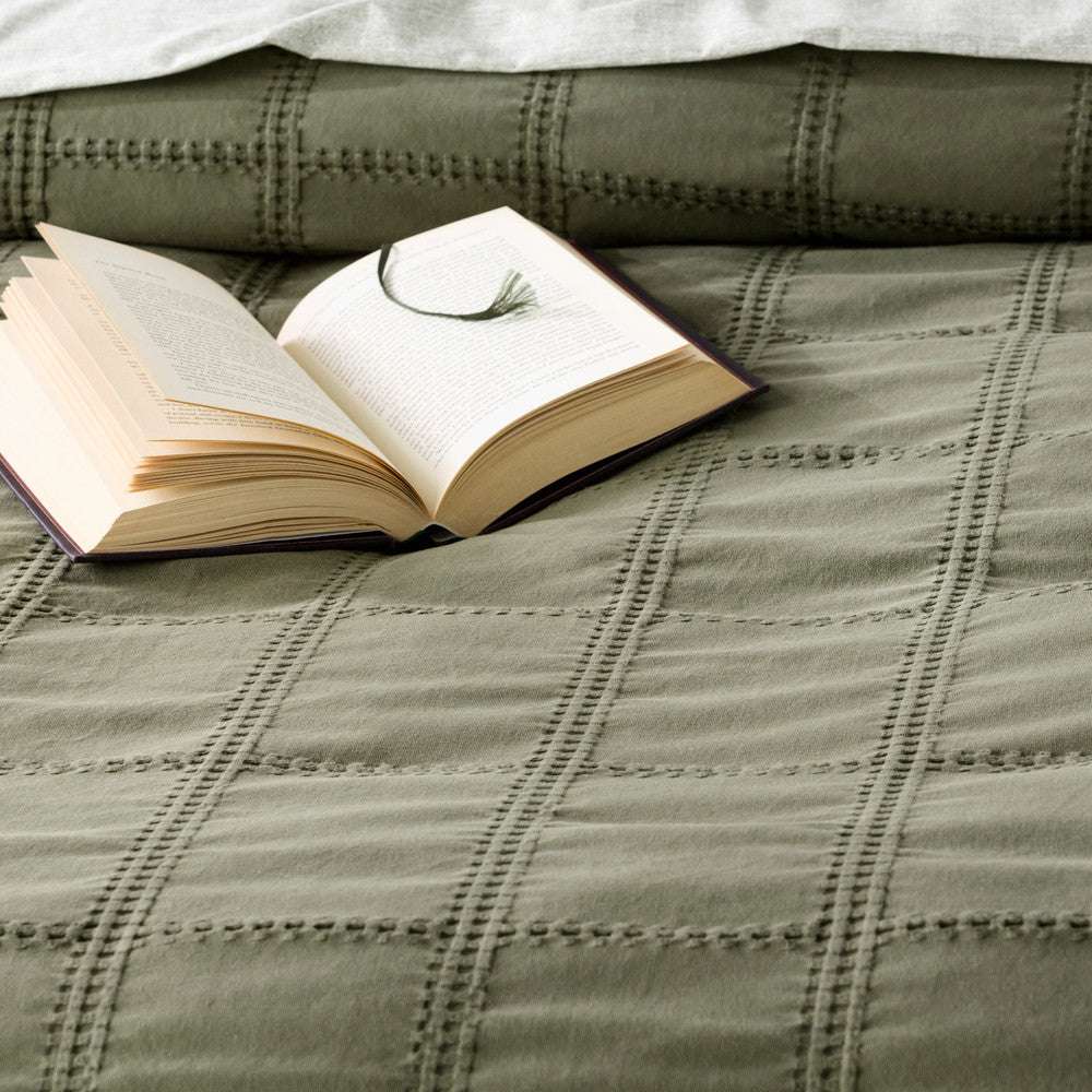 Harper Home Grace Quilt Cover set | Khaki Green