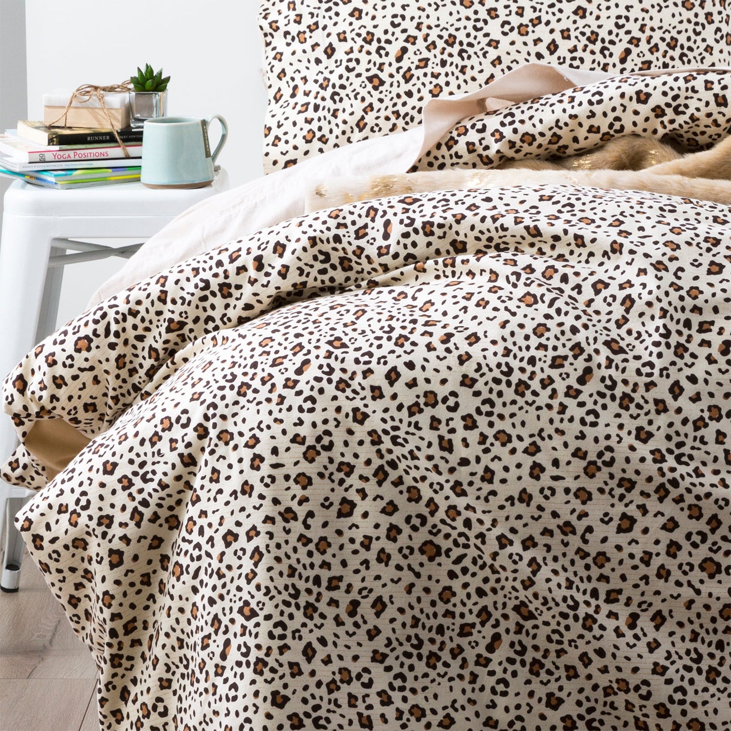 Flannelette Quilt Cover set- Snow Leopard