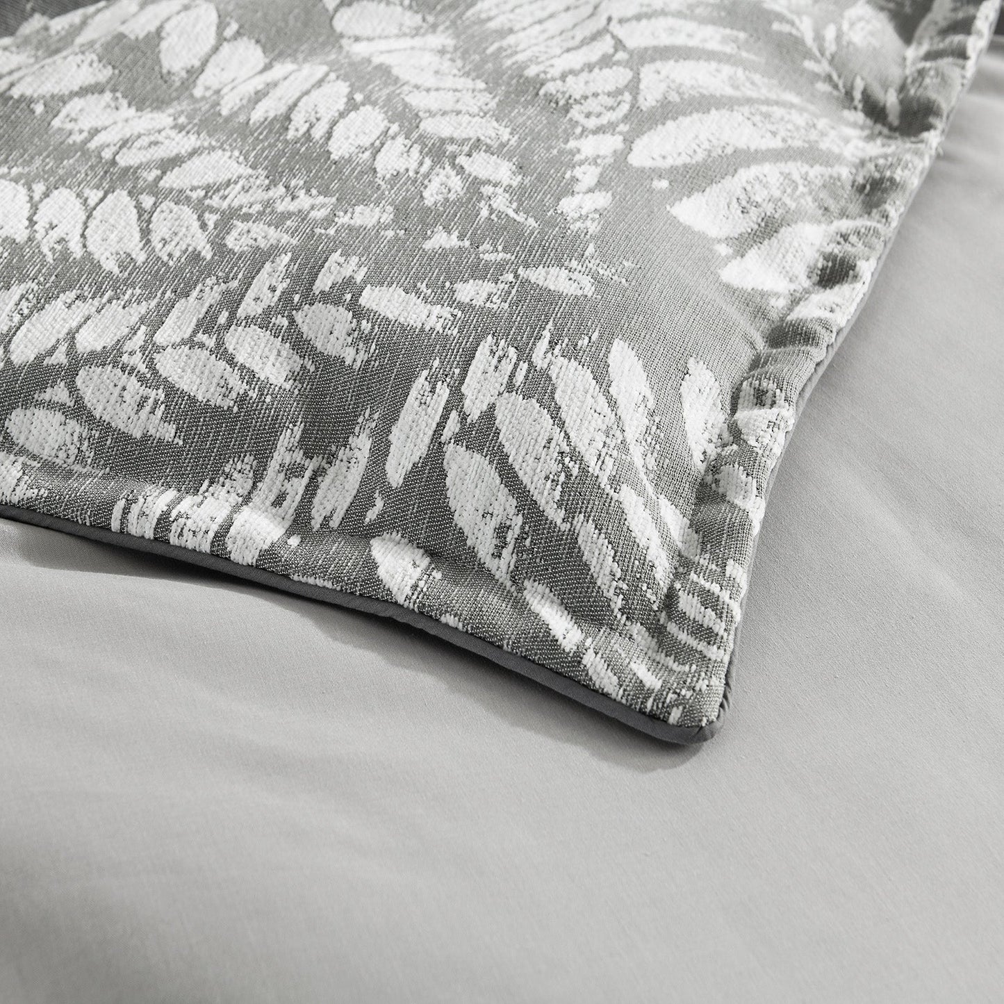 Raven Jacquard Quilt cover set Charcoal-3