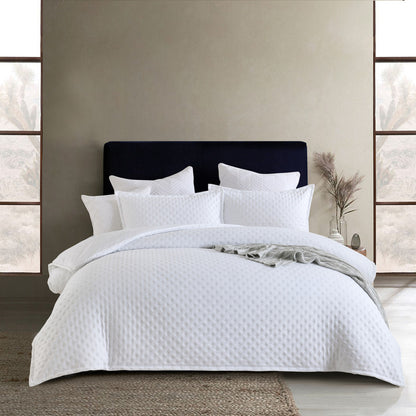 Mia Quilt Cover Set